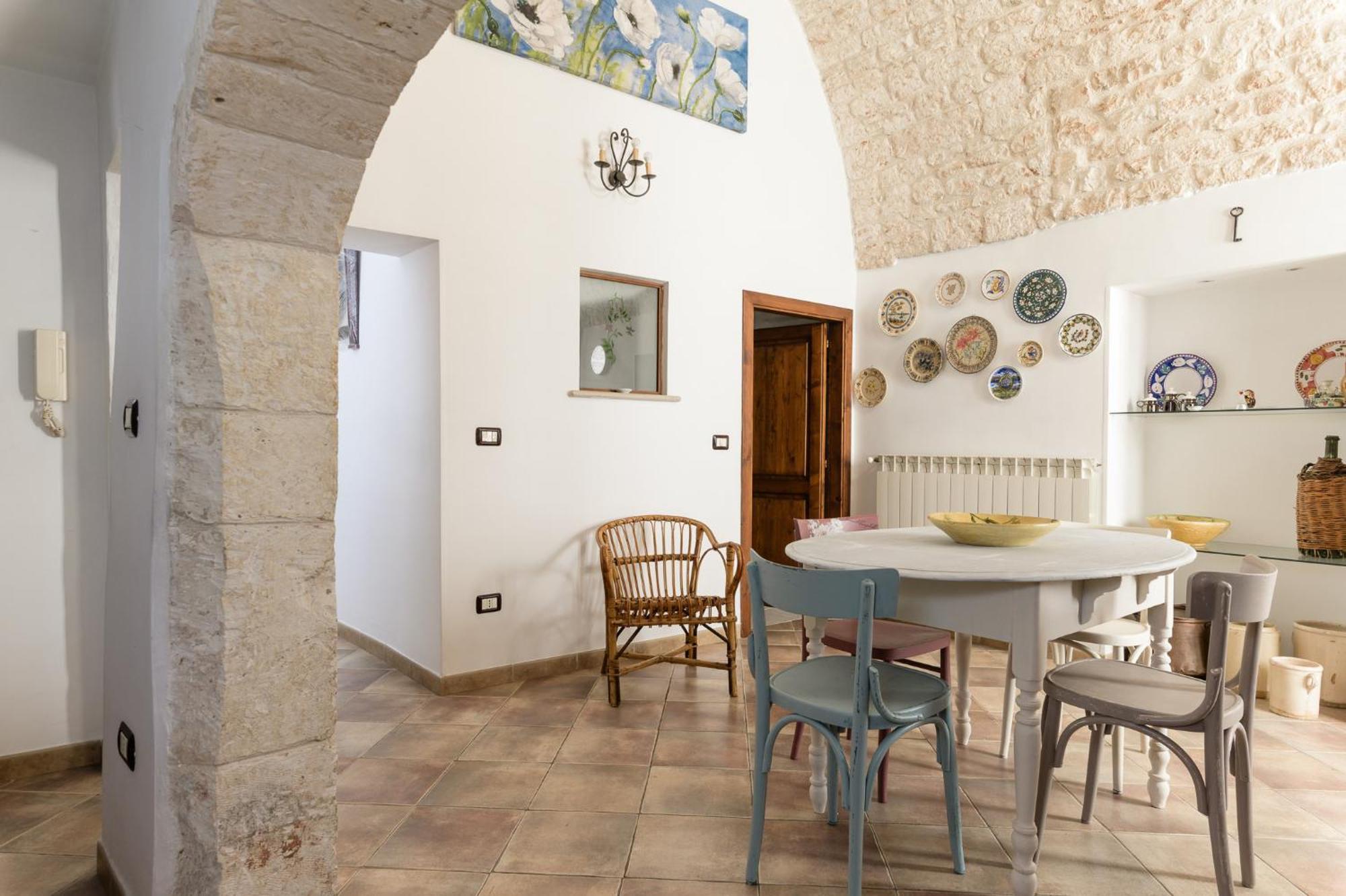 Appartamento Vintage Con Balcone By Wonderful Italy أوستوني المظهر الخارجي الصورة